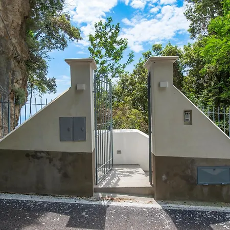 Villa Donna Rachele With Parking Spot